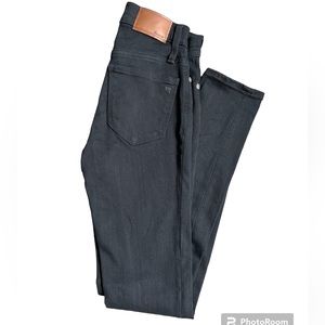 Madewell Black 9” High Rise Skinny Jeans Size 23
